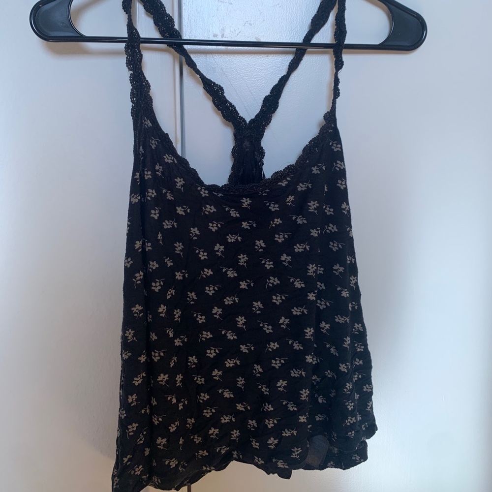 Forever 21 | Black floral print top